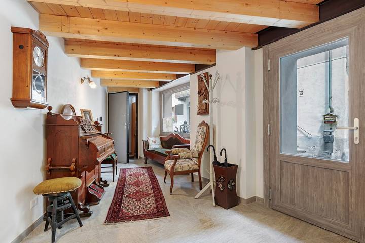 Hel studio-lejlighed, Studio with Private Parking, Shared Garden, and Walk-in Closet in Morgex, Comune di Morgex