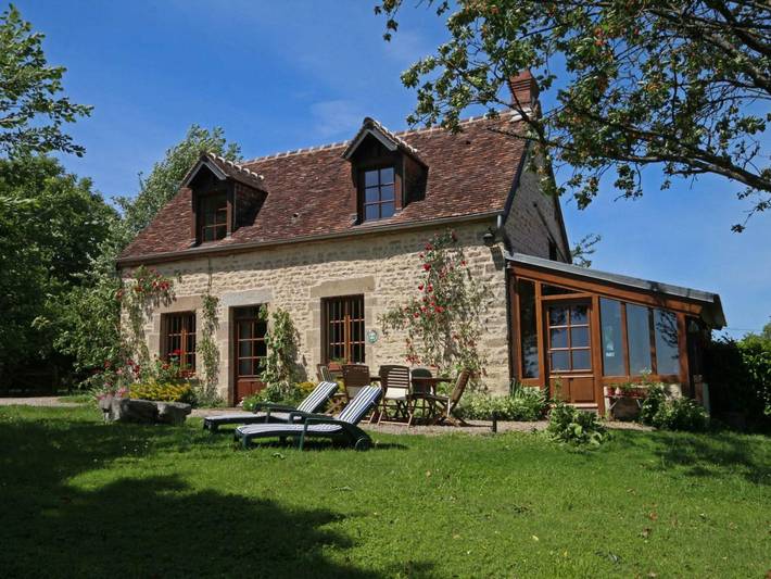 Gîte pour 5 personnes, avec Terrasse et Jardin dans Orne