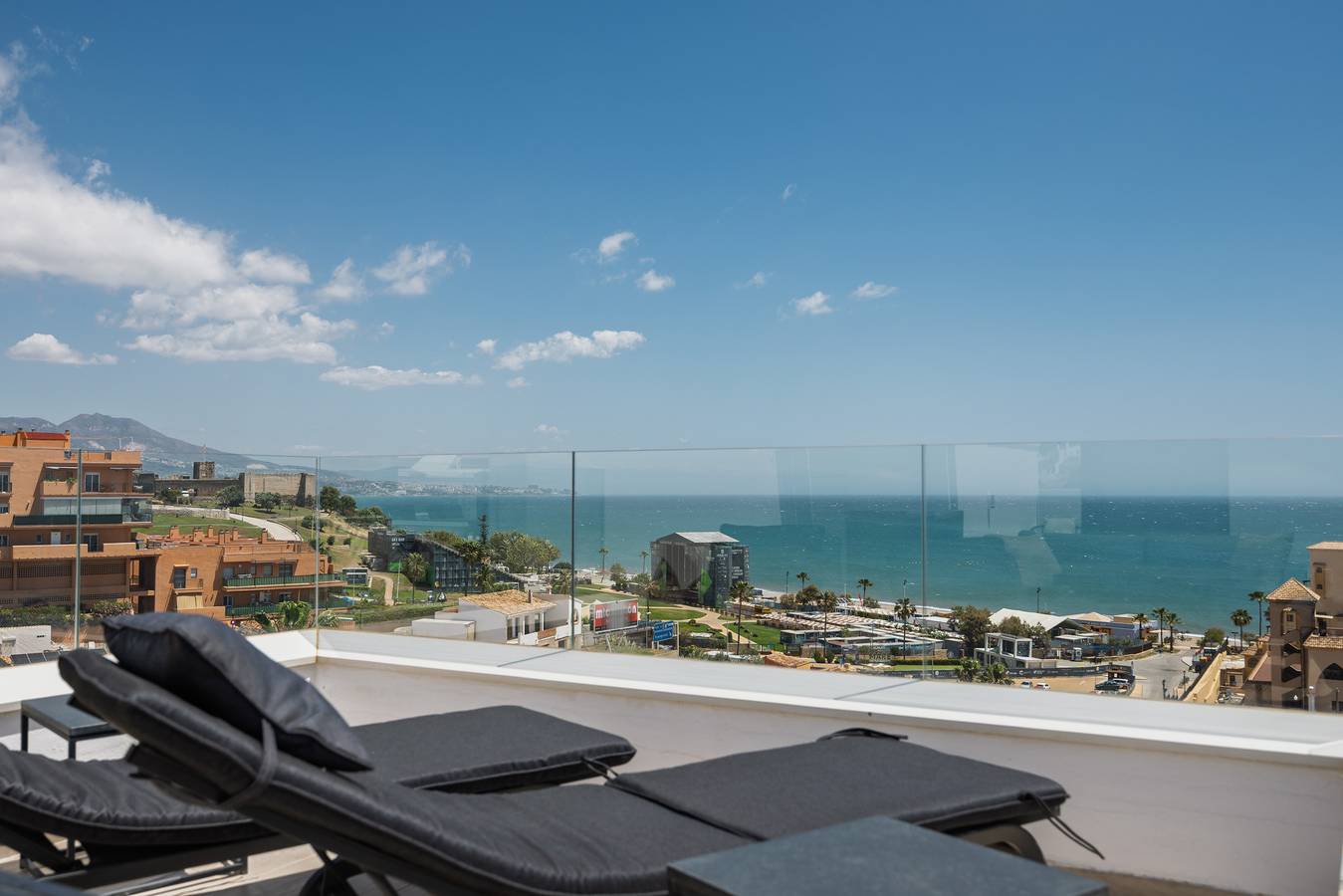 Oak Luxury Skyline in Playa El Ejido (Mijas), Fuengirola