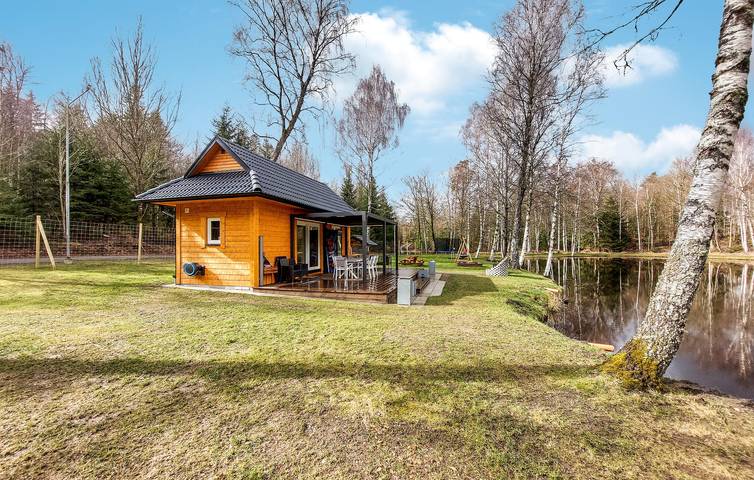 Location de vacances pour 6 personnes, avec vue et terrasse ainsi que jardin et vue sur le lac, animaux acceptés dans Skåneland - 2