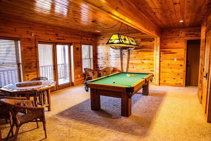 Cottage for 24 people, with yard in Georgia