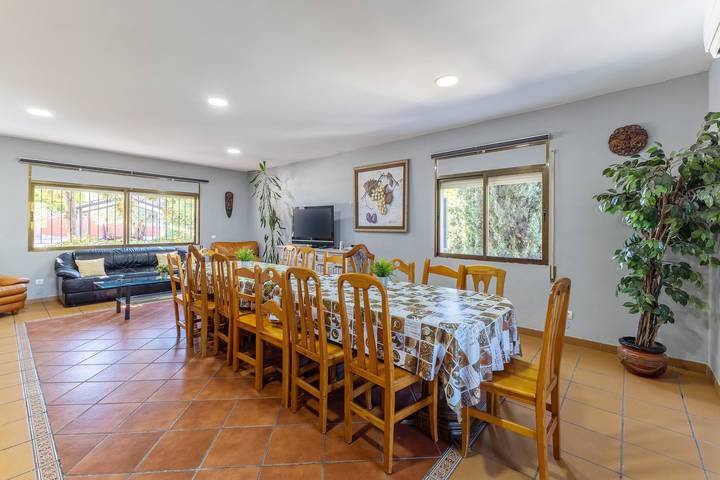 Ferienhaus 'El Bolero De Brasal' mit privatem Pool, Wi-Fi und Klimaanlage in Valdemorillo, Área Metropolitana de Madrid