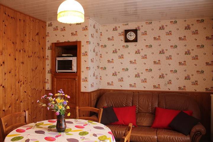 Gîte for 4 people with garden in La Chaumusse, Parc naturel régional du Haut-Jura