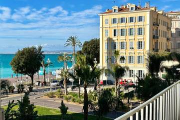 Gîte pour 6 personnes, avec balcon dans Opera De Nice