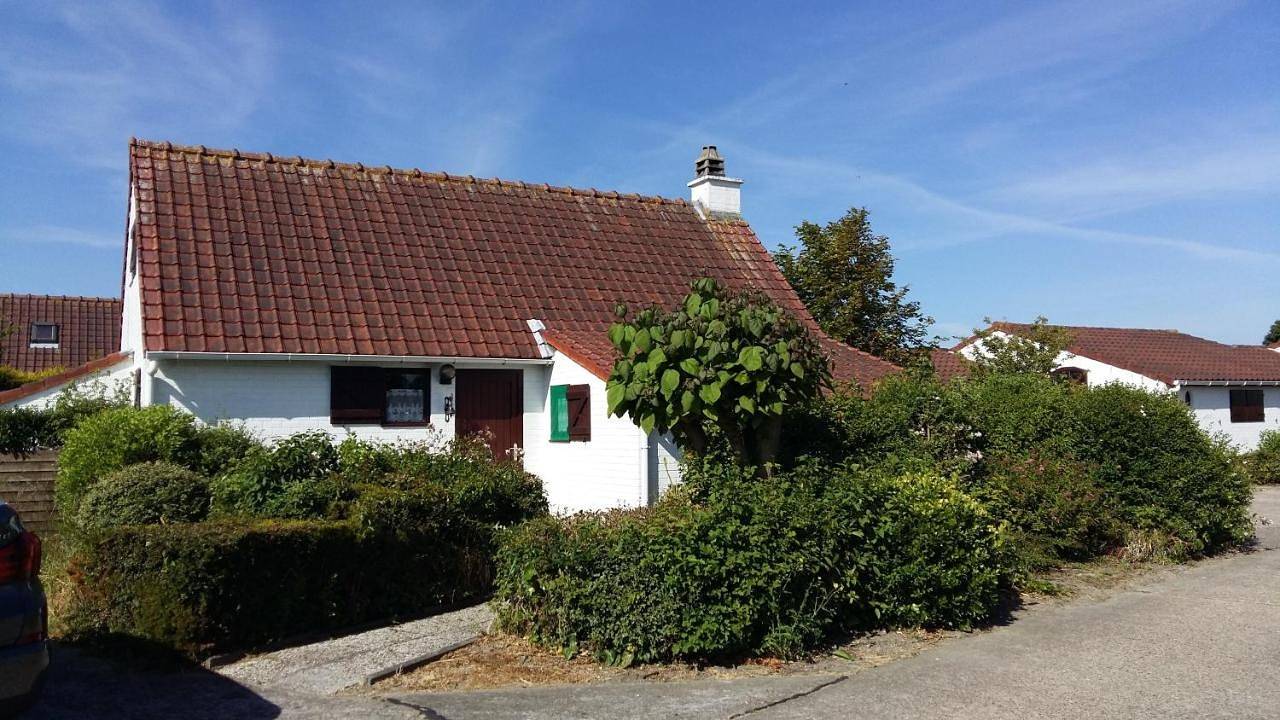 Villa 6 pers De Haan with warm swimming pool access in De Haan, Belgische Küste
