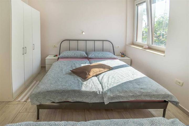 Ferienwohnung für 4 Personen, mit Terrasse und Meerblick in Portoroz - 2