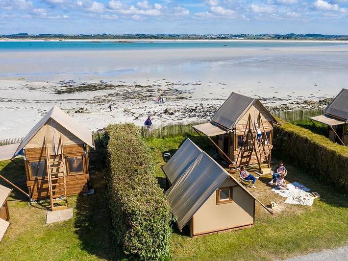 Camping pour 4 personnes, avec Vue sur l’océan