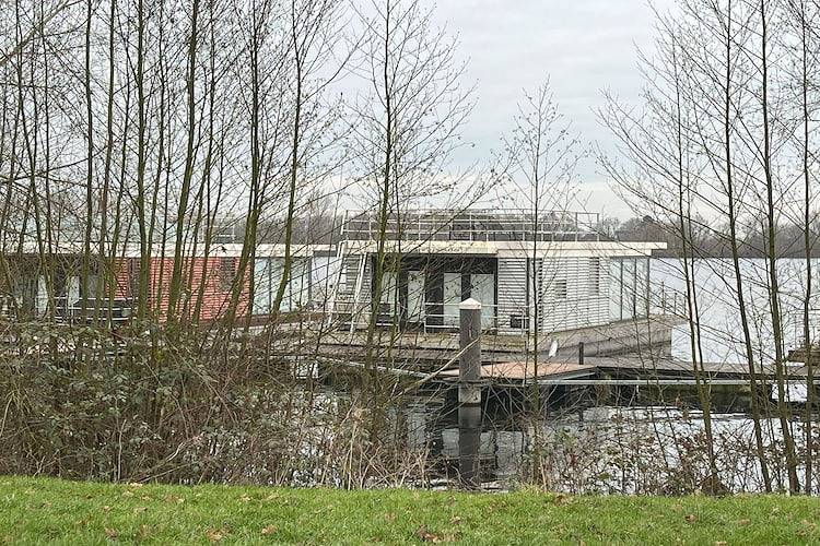 Hausboot am Xantener Nordsee in Xanten, Niederrhein