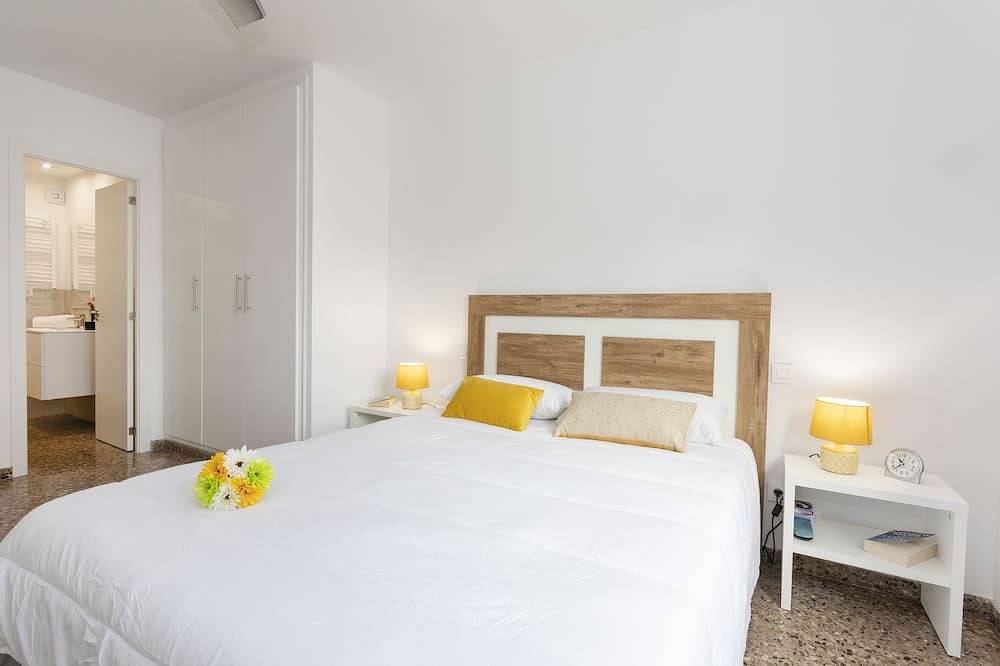 Apartamento entero, Diana Iii, amplio piso 3 dormitorios-Wifi in Dénia, Costa Blanca
