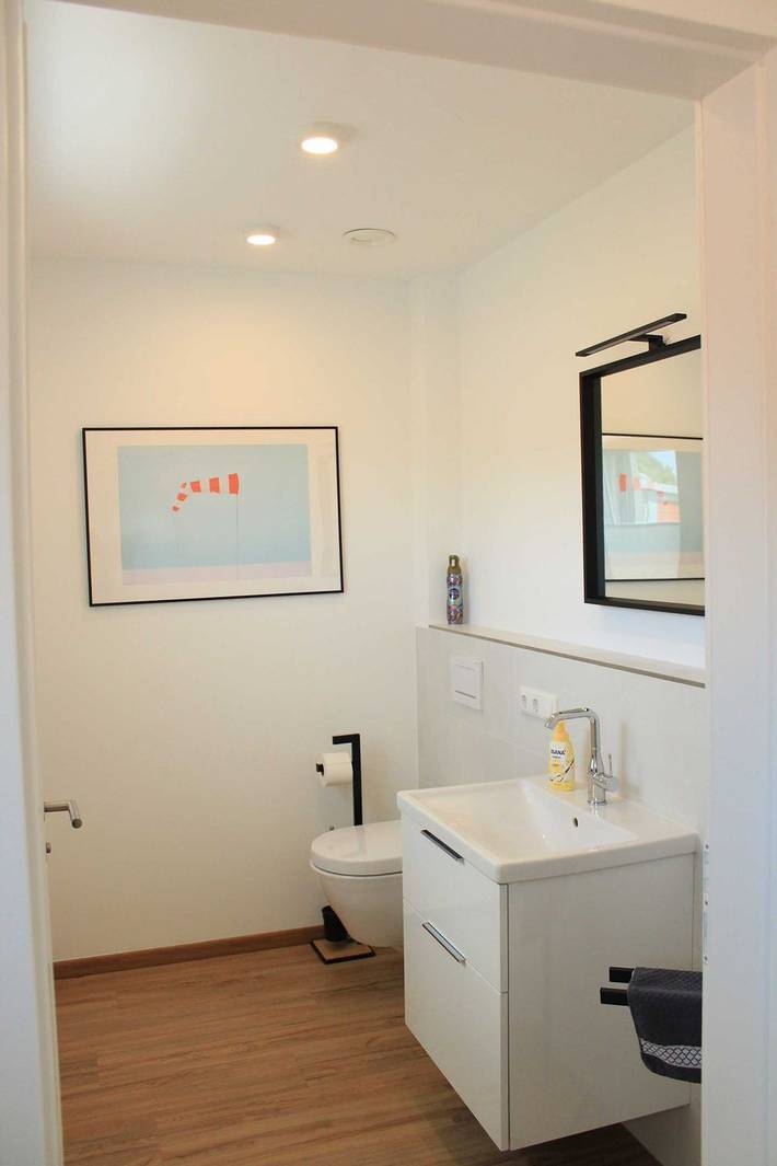 Ferienhaus für 4 Personen, mit Terrasse und Seeblick in Ostfriesland - 2