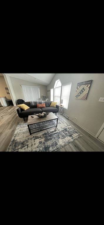 Camping for 9 Guests in Lake Erie, Ohio, Picture 2