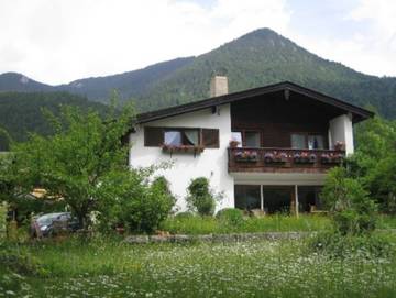 Ferienwohnung für 3 Personen, mit Ausblick und Balkon in Kreuth