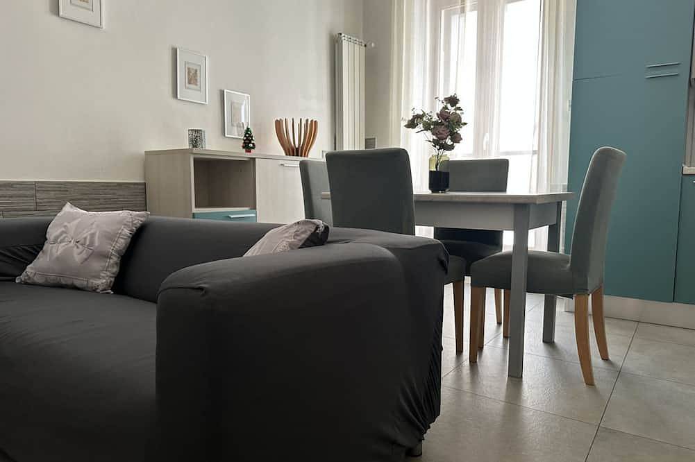Apartamento entero, Two-room apartment with large terrace | City Center Brindisi in Brindisi, Salento