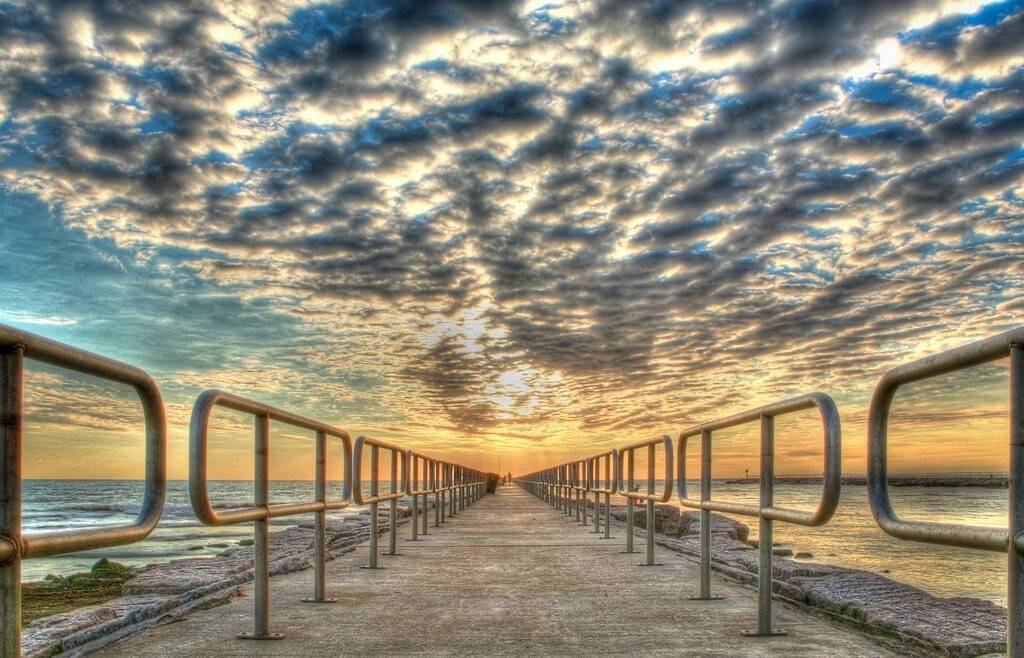 Ganze Wohnung, Waterfront Canal Views | Spacious Deck & Fishing Access in North Padre Island, Corpus Christi