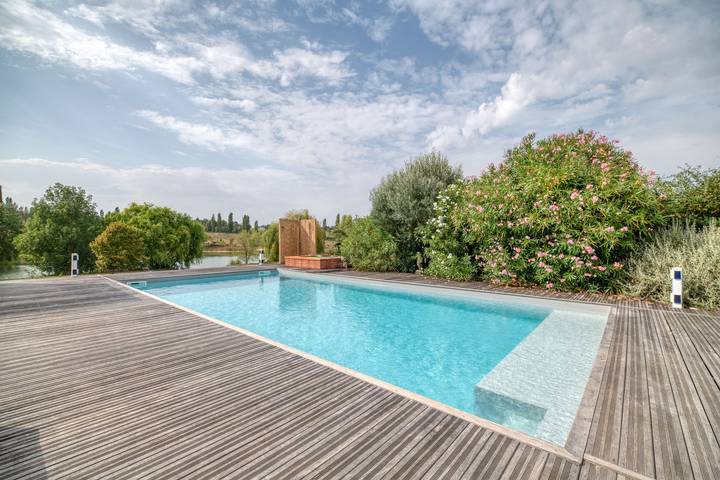 Apartamento para 7 personas, con Jacuzzi además de Jardín y Vistas al lago