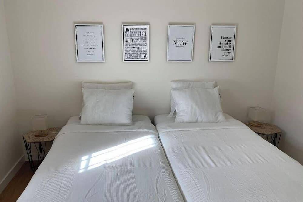 A very nice house with a patio! A very nice house with a patio! in Sintra, Costa de Lisboa