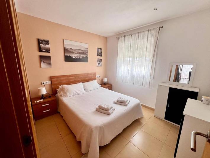 Ferienwohnung für 4 Personen, mit Garten und Pool sowie Ausblick - 1