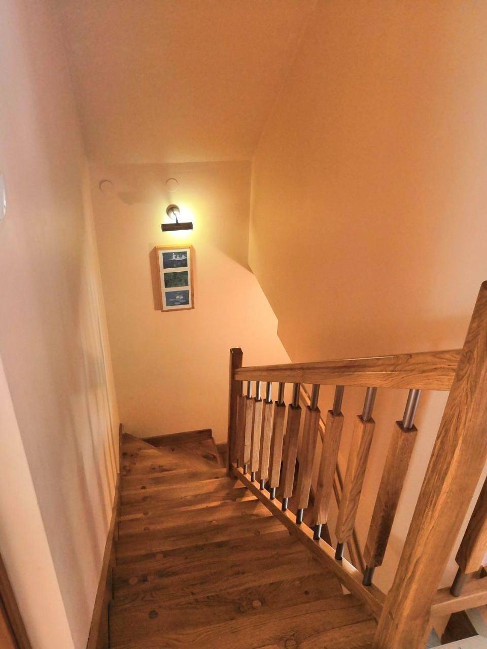 Three-Bedroom Villa in Swoszowice, Krakau