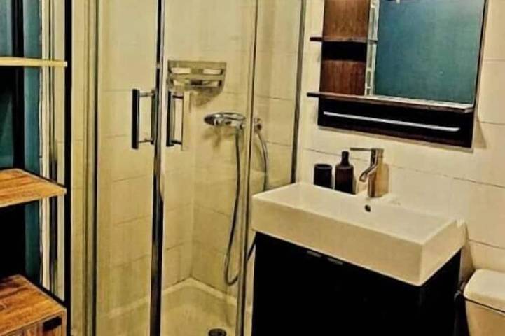 Appartement entier, La Cachette Secrete in Fontainebleau, Seine-et-Marne