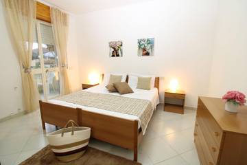 Cottage pour 8 personnes, avec terrasse dans San Giovanni Sardinia