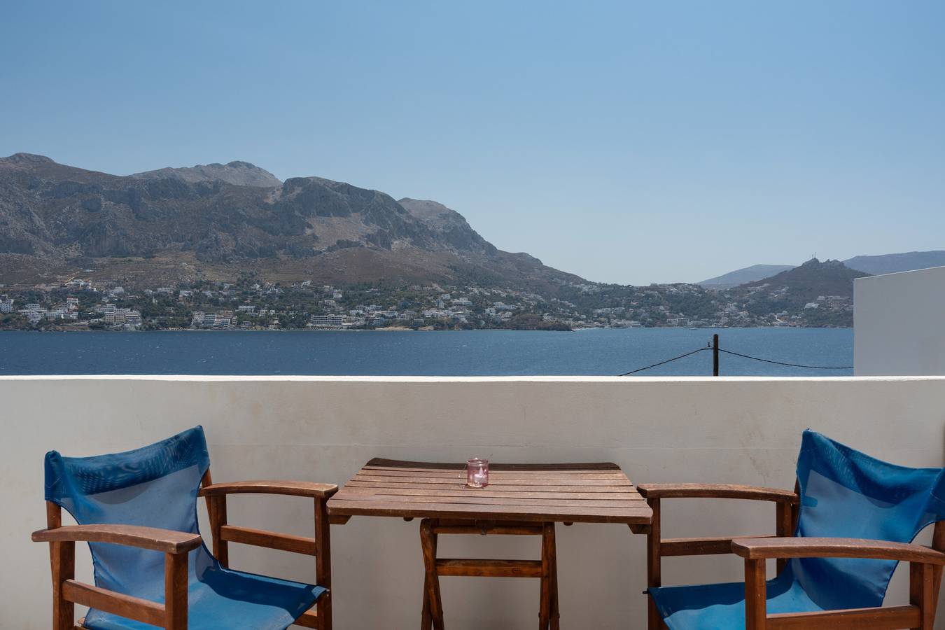 Alojamiento y desayuno 'King Studio No 9' con vistas al mar, Wi-Fi y aire acondicionado. in Kálimnos