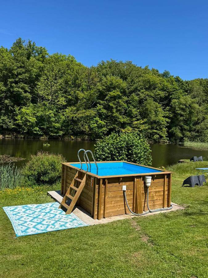 Gîte pour 2 personnes, avec jardin et vue ainsi que piscine et vue sur le lac, animaux acceptés à Saint-Nabord - 3