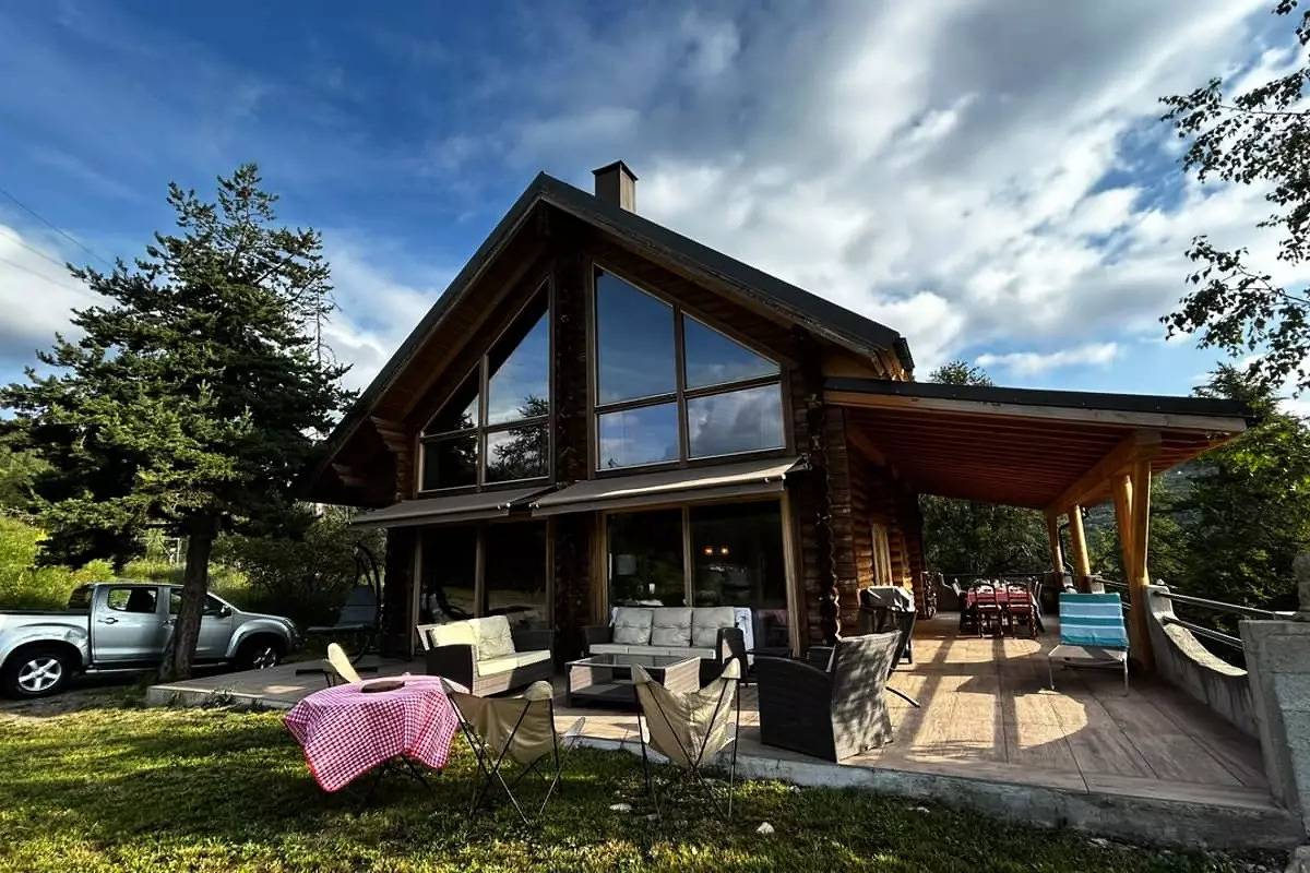 Chalets para 10 Personas in Roubion, Nizza Region