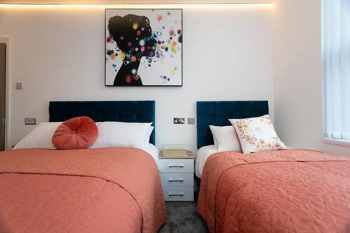 Apartamento entero, Apartamento-Lujoso-Baño privado con bañera-2 Bed Luxury  Sleeps 5 in Leeds, Yorkshire del Oeste