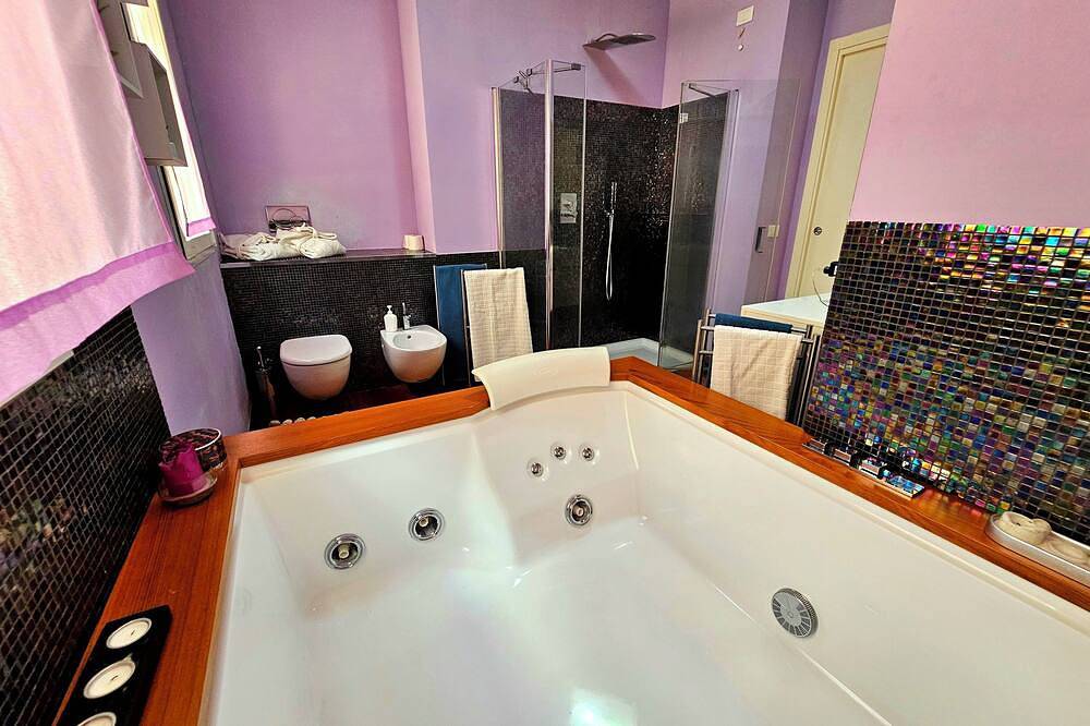 Apartamento entero, Vacation House Niki Terrace sea view garden 2.5 km from the beach in the green in Grottammare (Comune), Riviera delle Palme