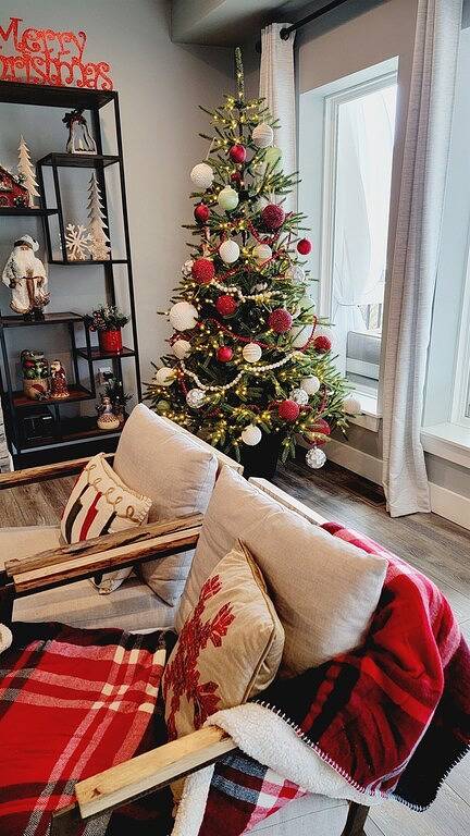 Large-group Retreat w/Hot Tub, 2 Kitchens, Grill in Table Rock Lake