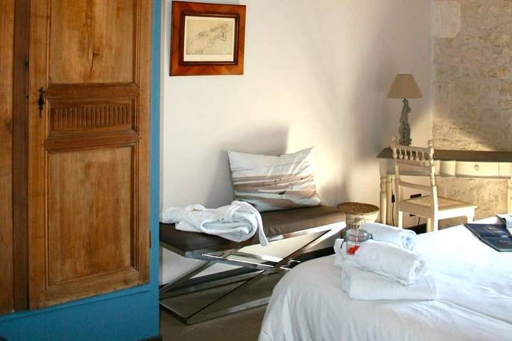 Location de vacances pour 13 personnes, avec jardin et jacuzzi à Marsilly - 4