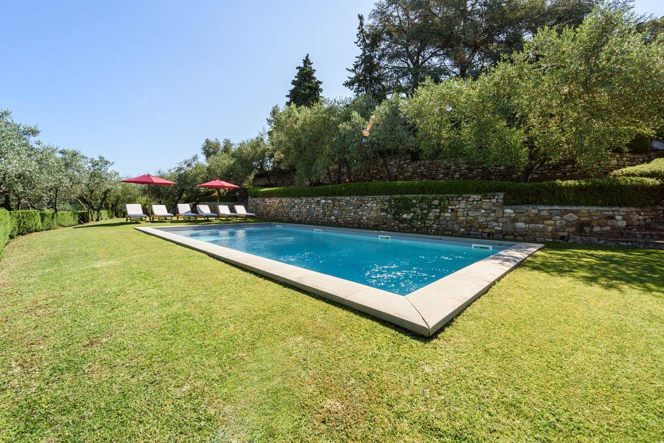 Villa D'Agnola by Mmega in San Casciano in Val di Pesa, Firenze e dintorni