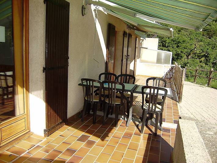 Gîte pour 4 personnes, avec Terrasse et Jardin dans Lac d'Esparron - 4