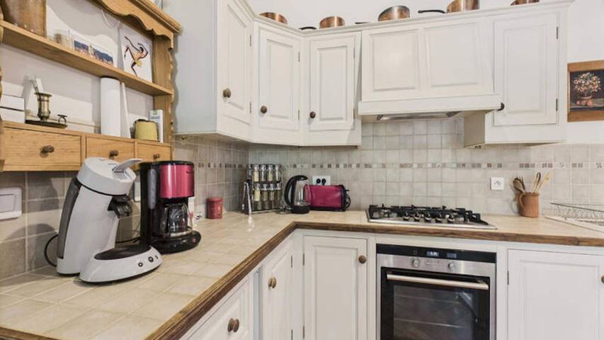 Gîte pour 8 personnes, avec piscine et jardin, animaux acceptés à Salignac-Eyvigues - 4