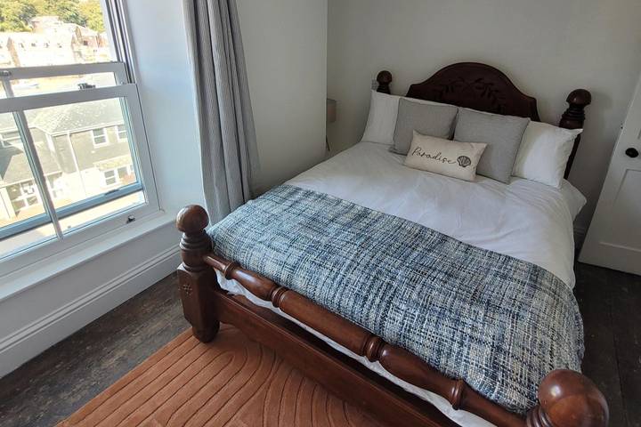 Looe Cottage - Seaside views, log fire, sleeps 4 in Looe, Cornouailles
