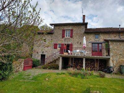 Double Room in Montrol-Sénard, Région de Bellac