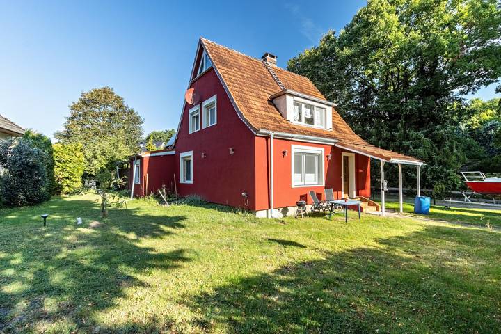 Ferienwohnung für 3 Personen, mit Garten