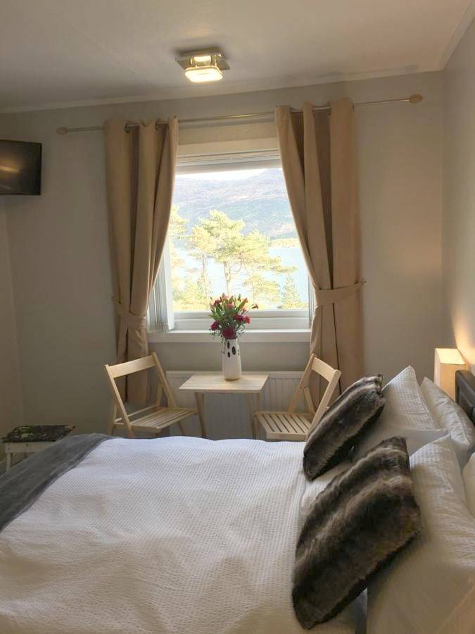 Gîte pour 2 personnes, avec jardin ainsi que vue sur le lac et vue dans Kyle of Lochalsh - 4