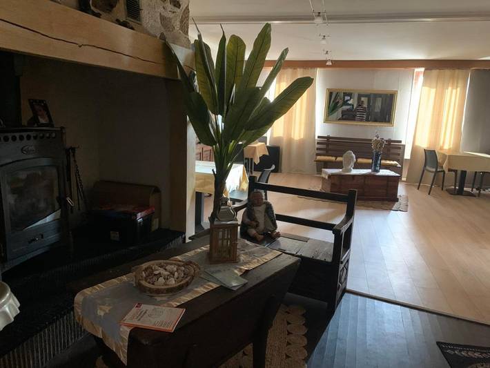 Hôtel pour 2 personnes, avec terrasse ainsi que jardin et vue à Gorses - 3