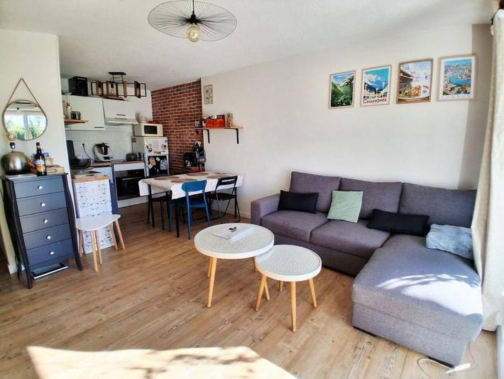 Gîte pour 4 personnes, avec piscine ainsi que terrasse et vue à Nangy - 4