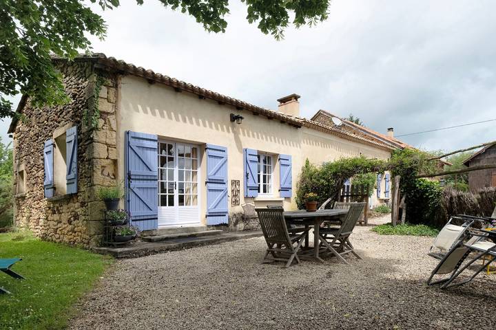 Gîte pour 3 personnes, avec Jardin