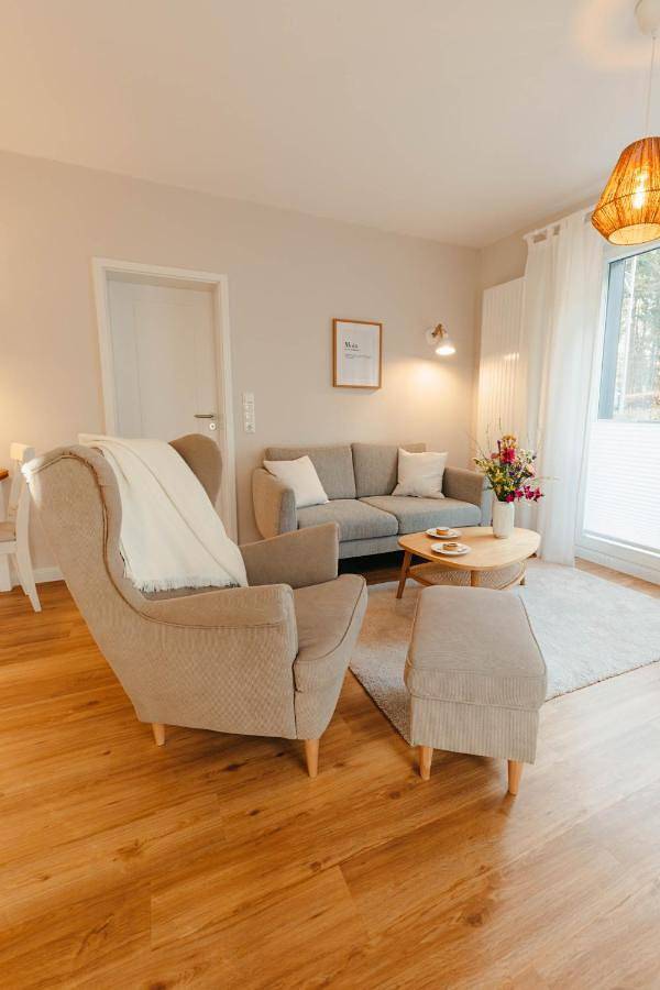 Ferienwohnung für 3 Personen, mit Terrasse und Garten sowie Seeblick und Ausblick in Ratzeburg