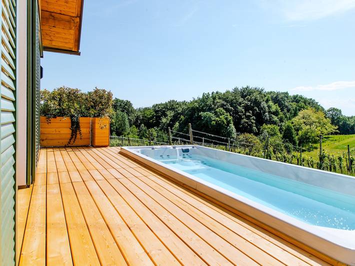 Vakantiehuis voor 4 personen, with Terras and Tuin as well as Zwembad and Sauna in Oost-Steiermark