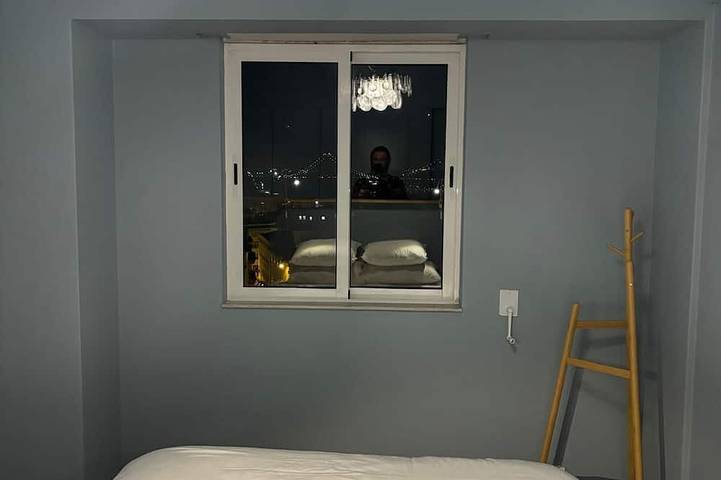 Ganze Wohnung, Design-Penthouse mit Flussblick in Lissabon in Campo de Ourique, Costa de Lisboa