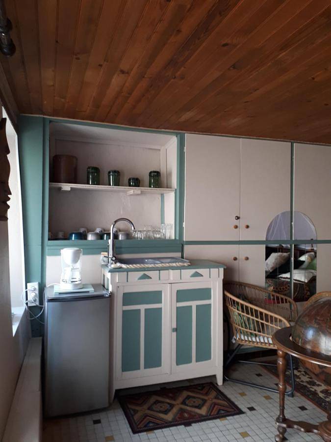 Appartement entier, One-Bedroom Apartment in Lascabanes, Quercy
