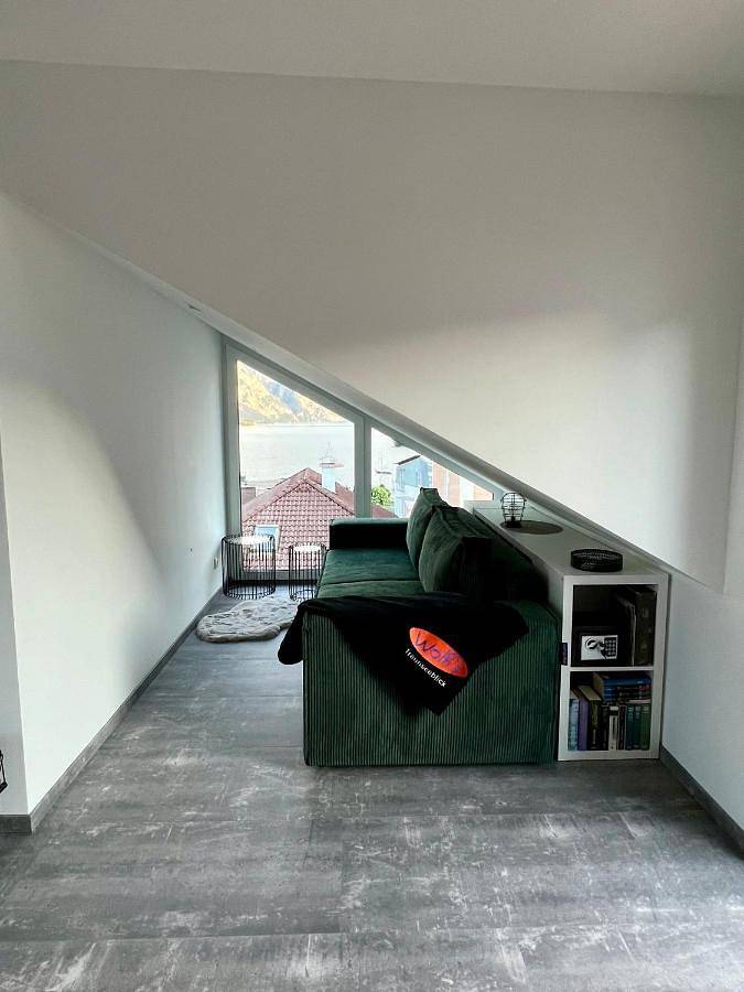 Cały apartament, Wolfis Traunseeblick - mit Klimaanlage u kostenlosem Parkplatz direkt an der Unterkunft in Gmunden, Bezirk Gmunden