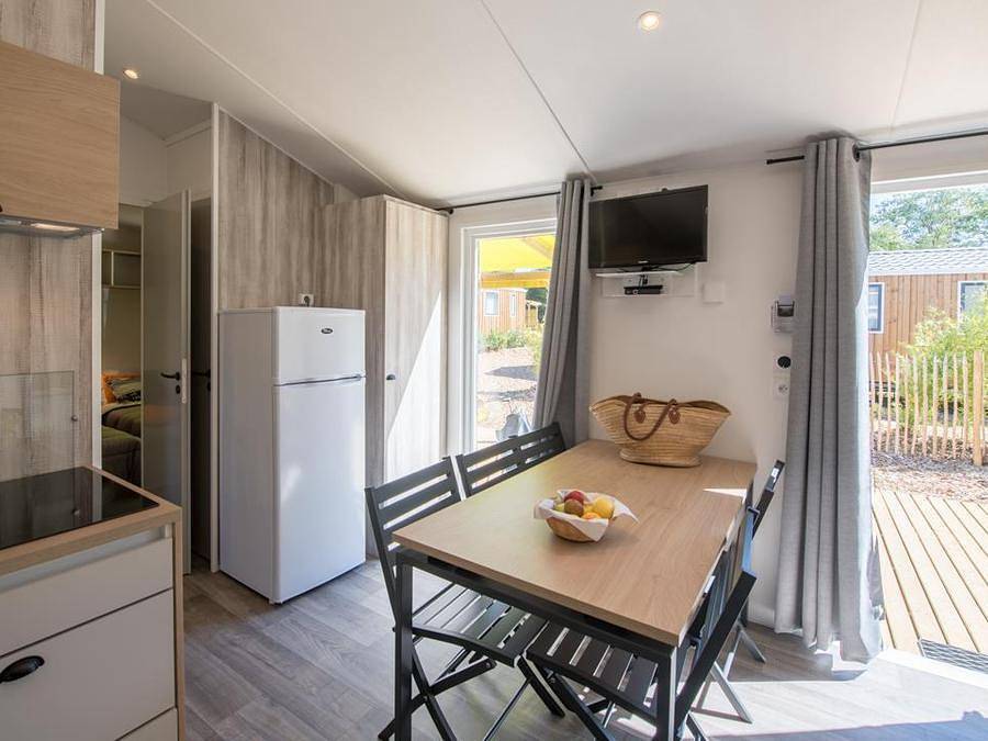 Camping Sea Green Les Grenettes  - Mobilhome 4 personnes - Cottage Prestige 2 chambres 2 salles de bain 4 pers in Sainte-Marie-de-Ré, Île de Ré