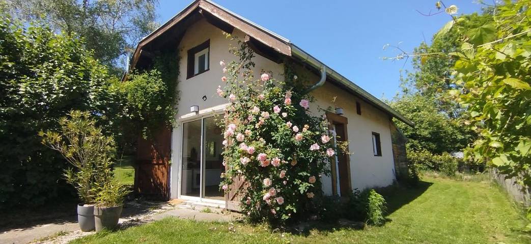 Cottage pour 5 personnes, avec terrasse à Loisieux