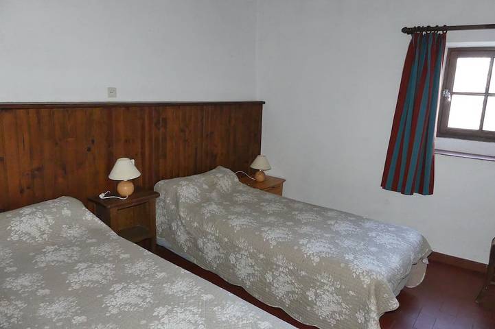 Location de vacances pour 5 personnes, avec Balcon et Jardin à Les Assions - 3