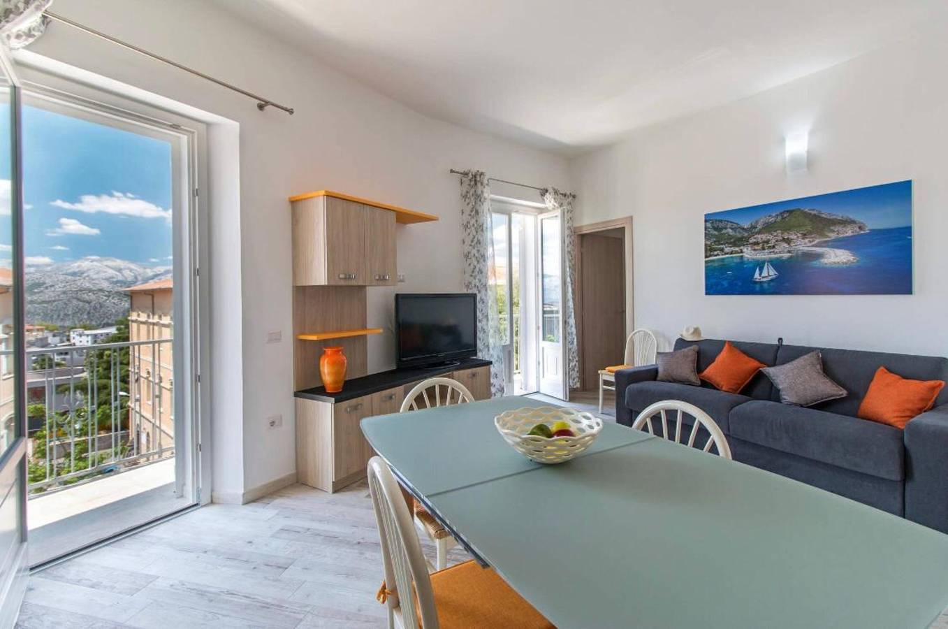Ganze Wohnung, Ferienwohnung Castula mit Bergblick, Balkon, A/C und Wlan in Dorgali, Golf von Orosei